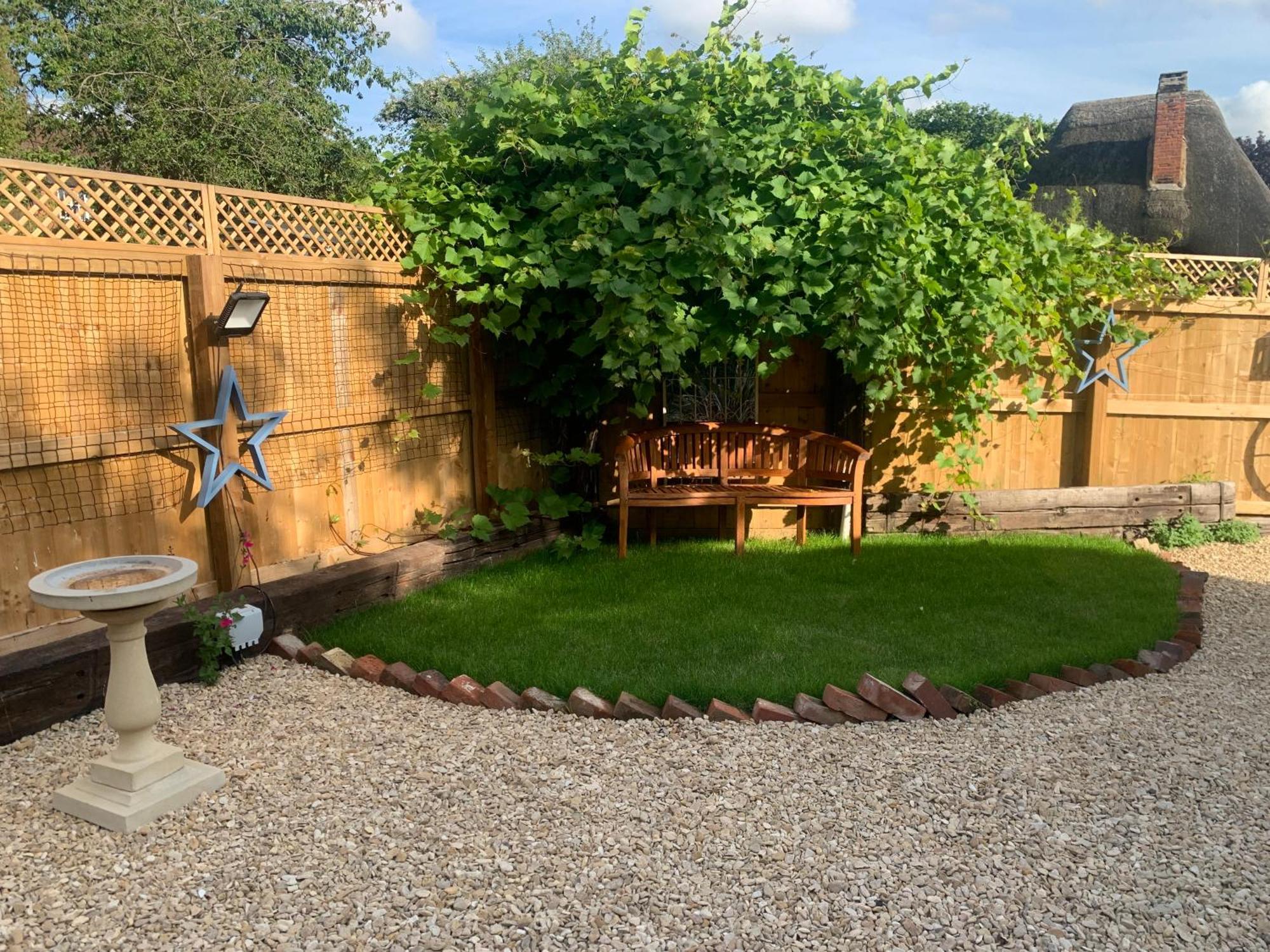 The Shack - Thatched Self Contained Annex Collingbourne Ducis Exteriér fotografie